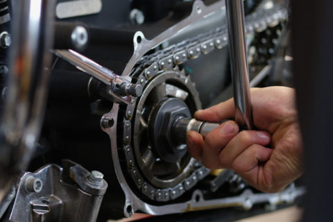 Todo lo que necesitas saber sobre las cadenas para motos